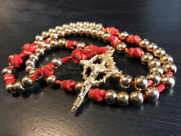 Red and Gold Paracord Rosary - Image 4