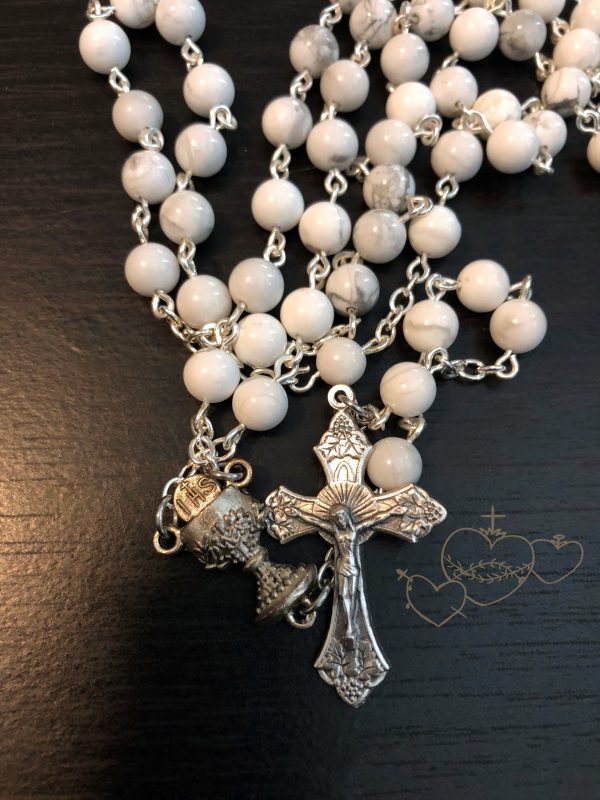 First Communion Rosary in White - Image 4