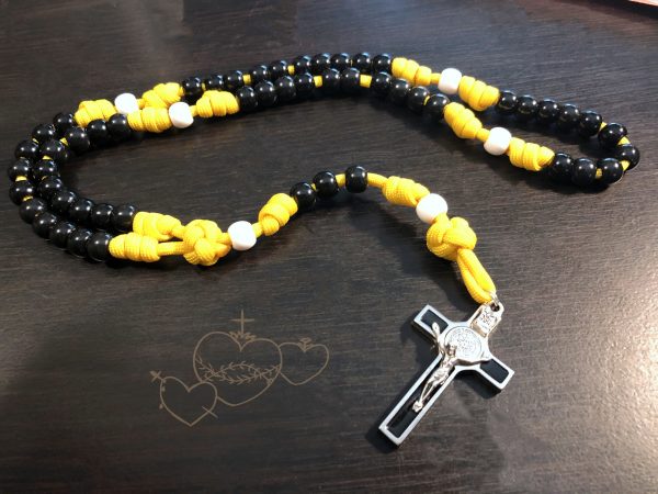 Boston Hockey Fan Paracord Rosary - Image 3